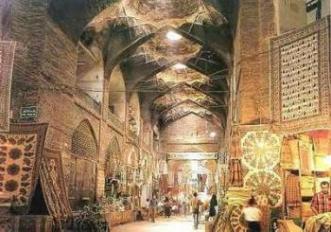 A view into the Esfahan Bazaar