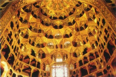 Looking up in the Safi Shrine